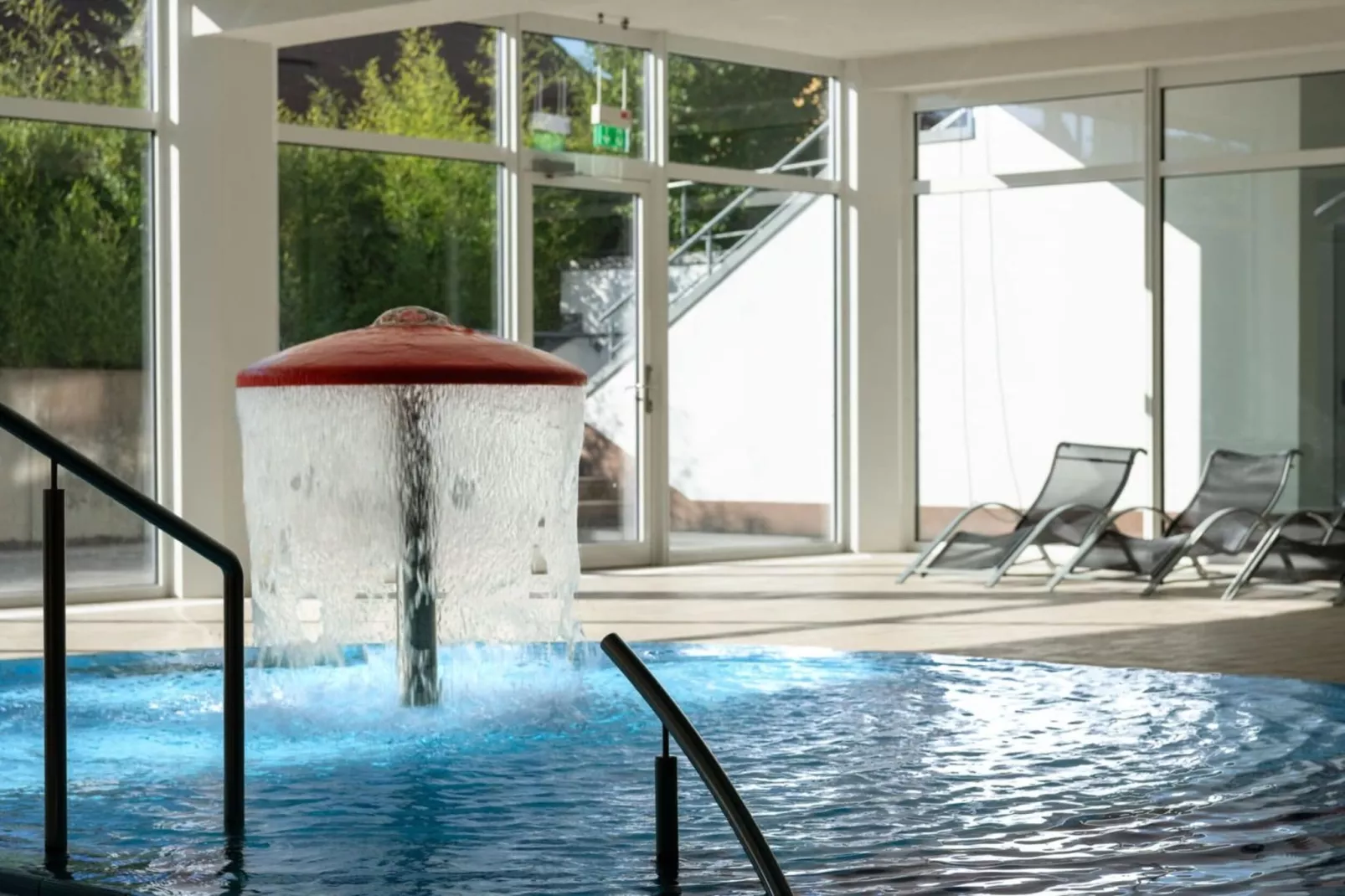 Eisvogel Classic 301-Zwembad