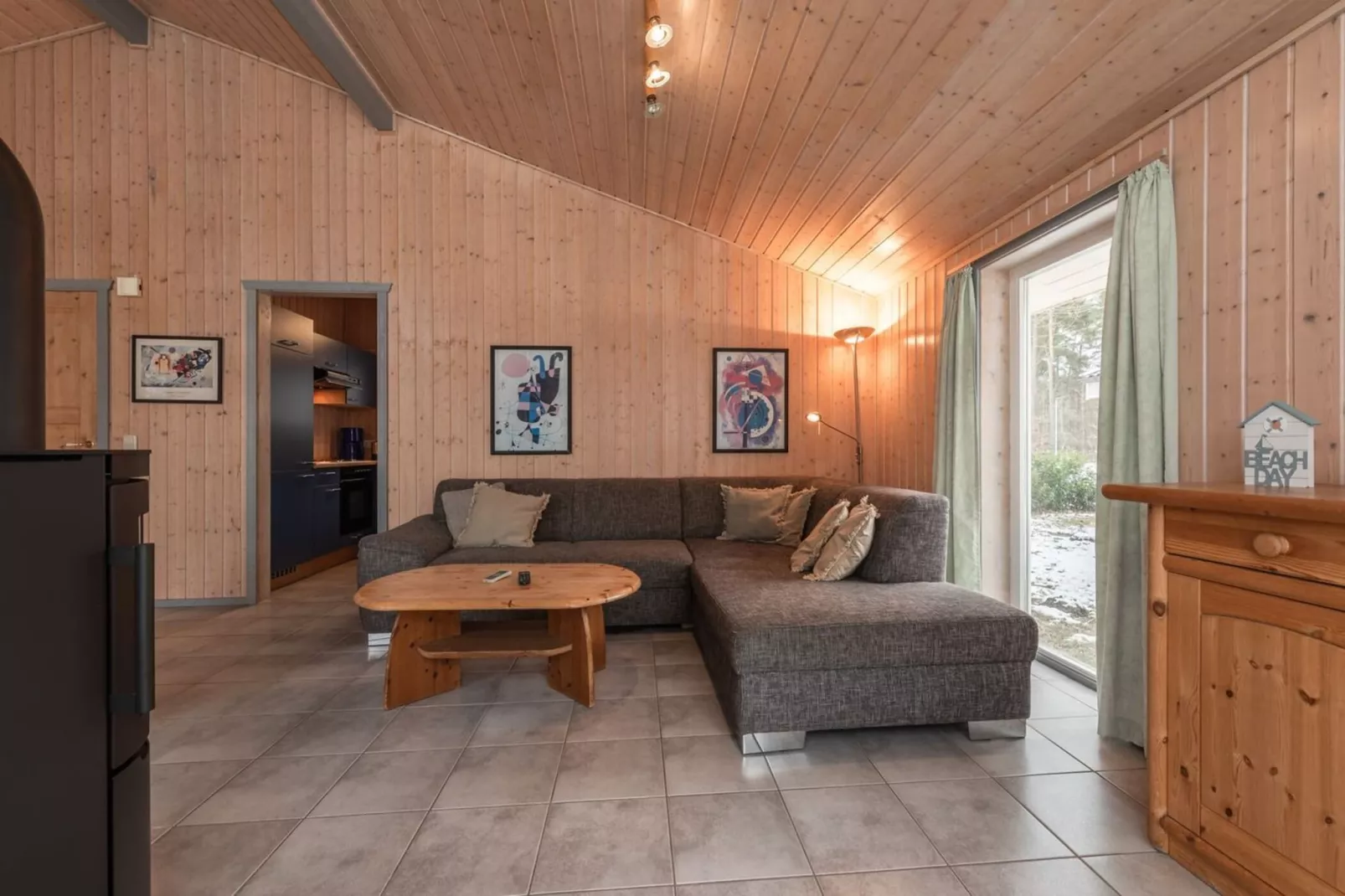 FH Seeschwalbe 231-Woonkamer