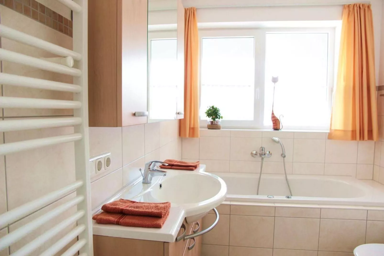 Kapitänsdeck 4 Pers 444-Badkamer