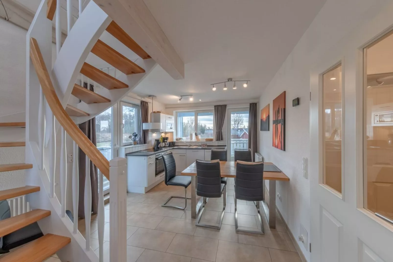 Kapitänsdeck 6 Pers 534-Eetkamer