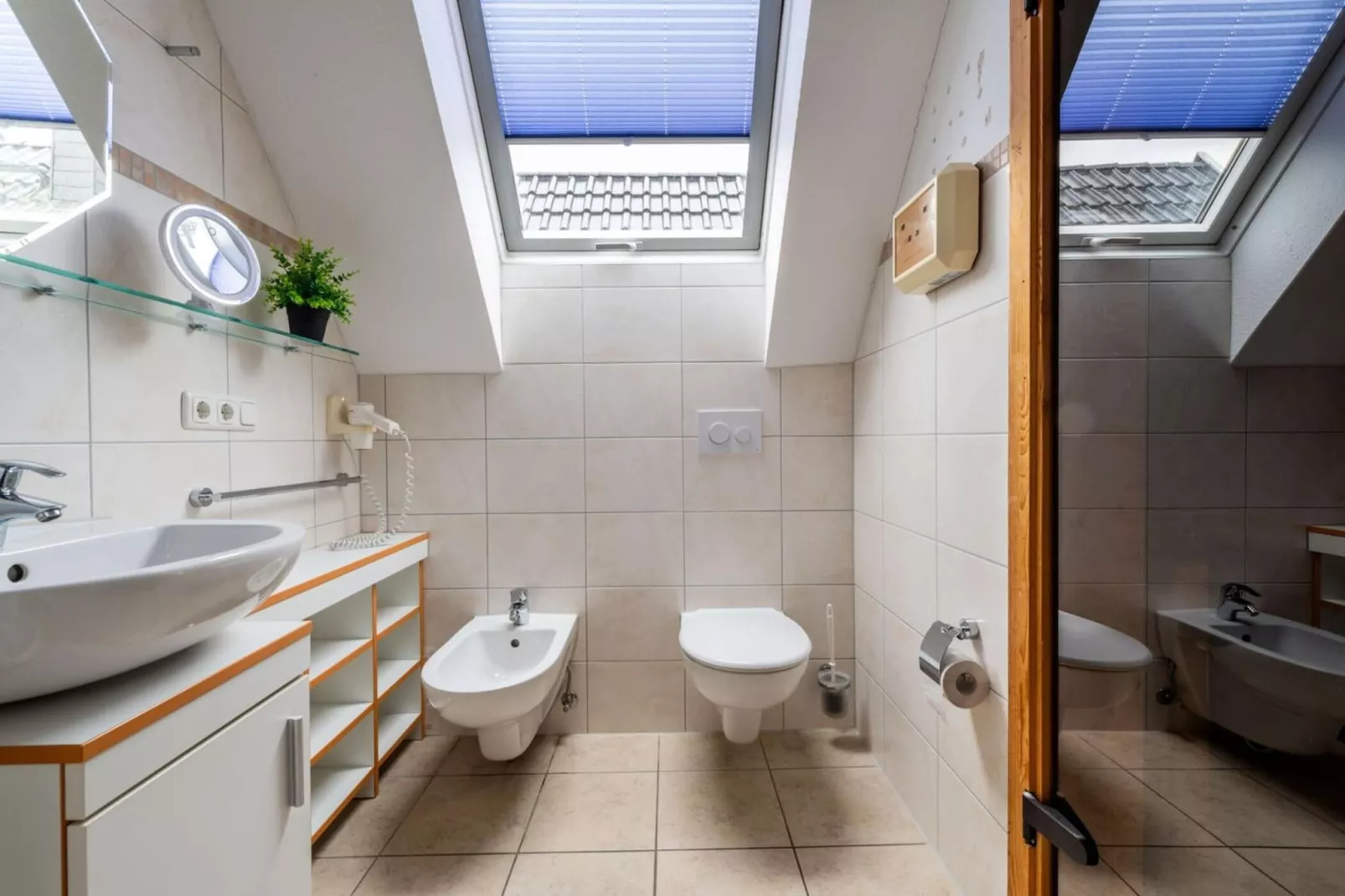 Kapitänsdeck 4 Pers 444-Badkamer