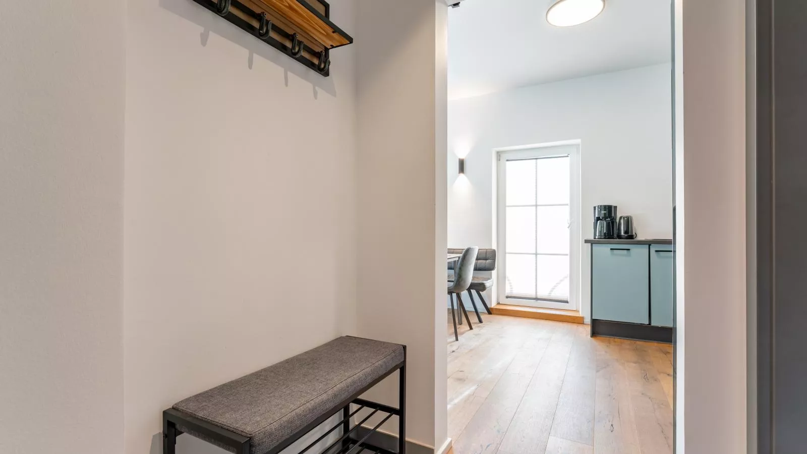 Leni Top 1-Hal-ontvangst