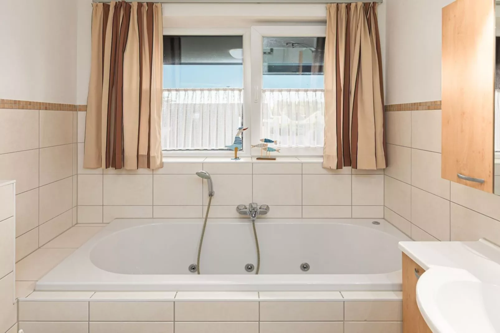 Mitteldeck 423-Badkamer