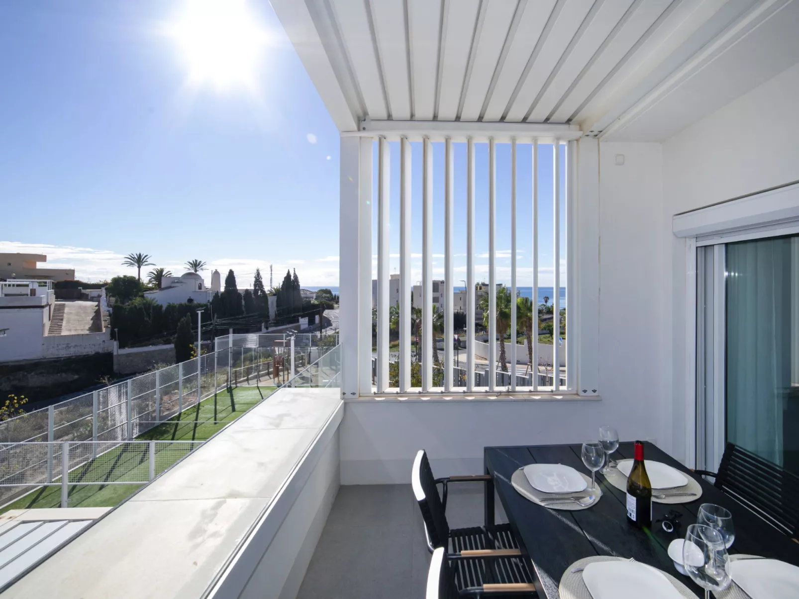 Bolnou Blue Sea-Buiten