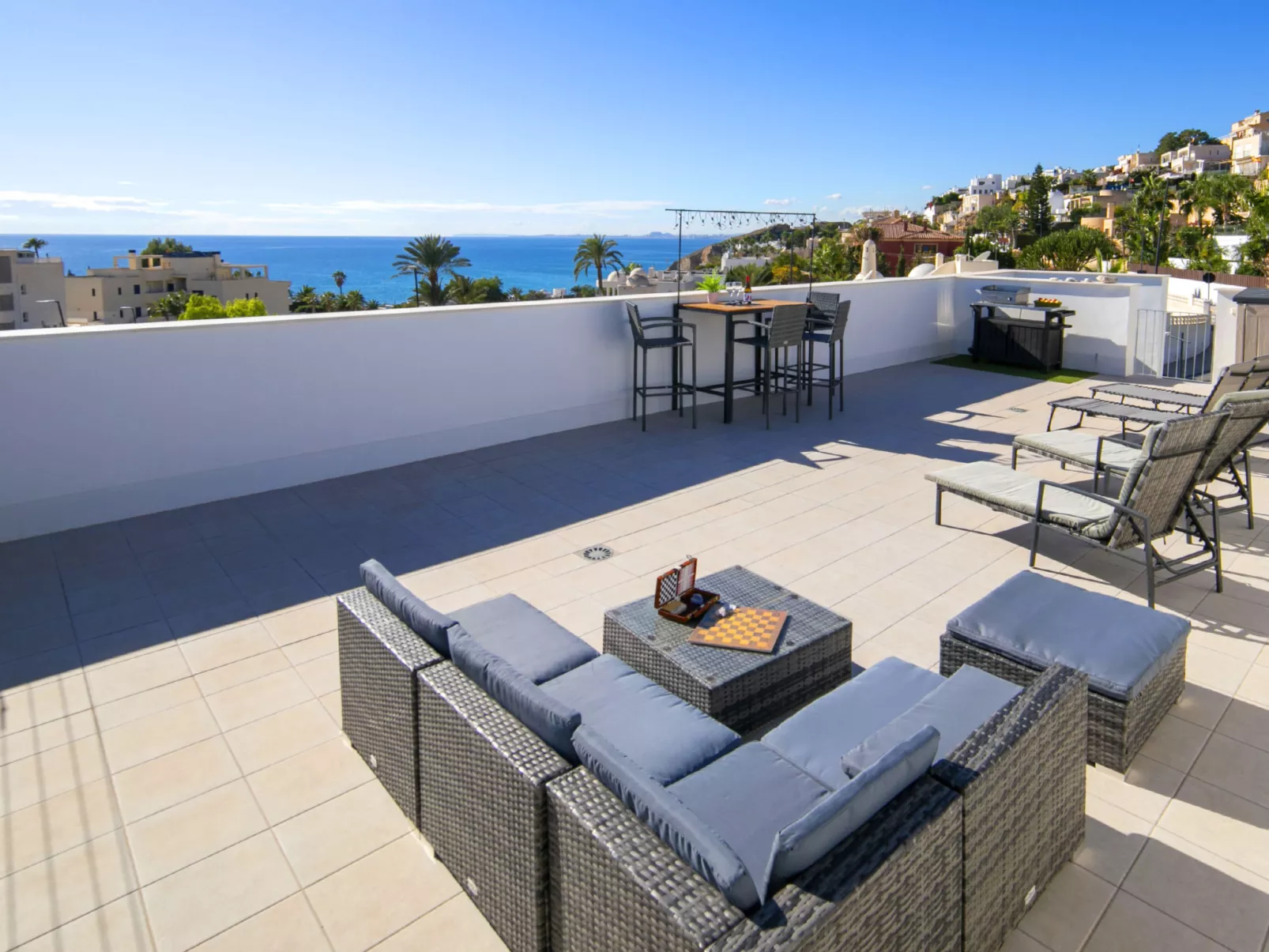 Bolnou Blue Sea-Binnen