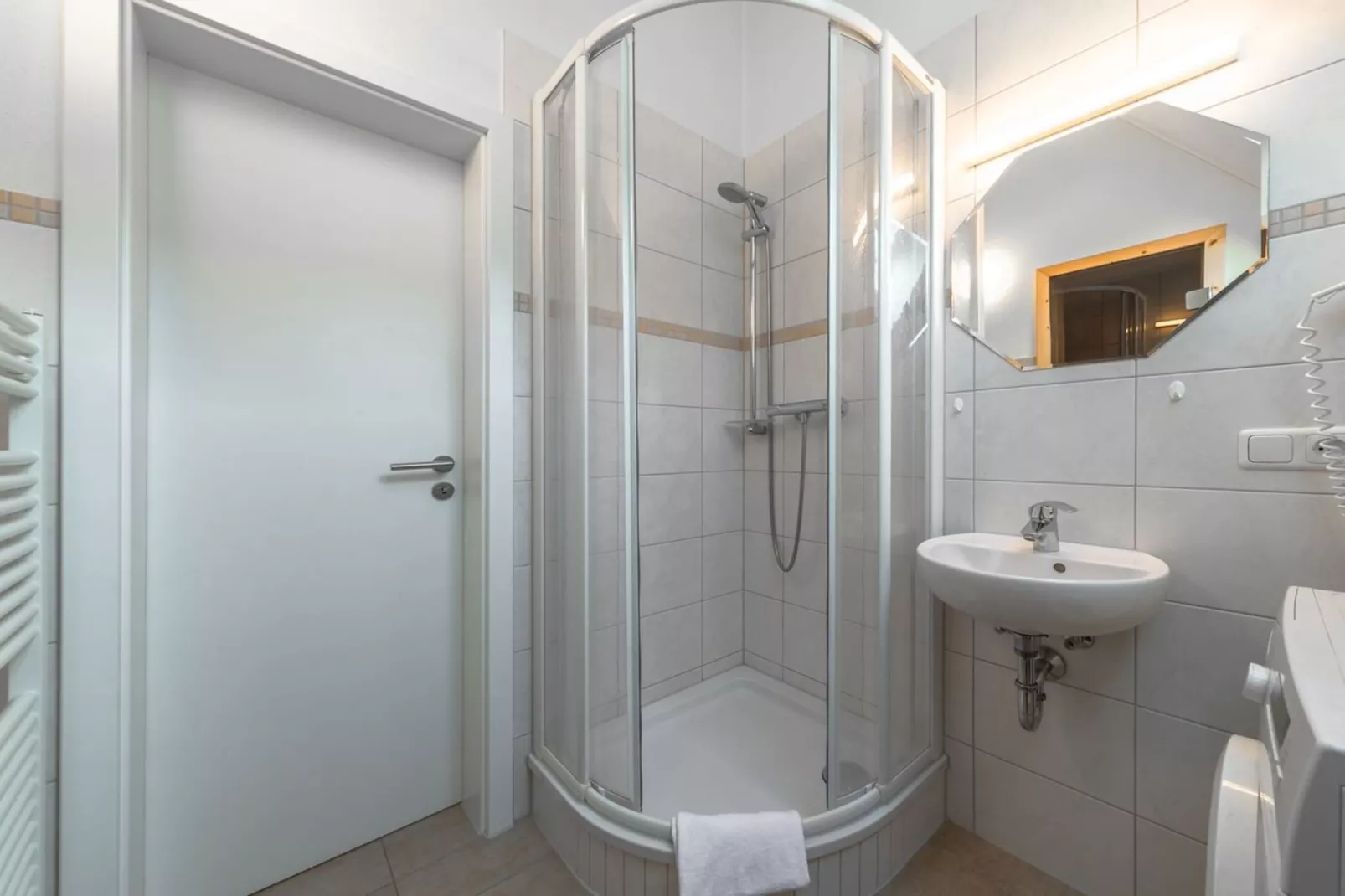 Kapitänsdeck 6 Pers 534-Badkamer