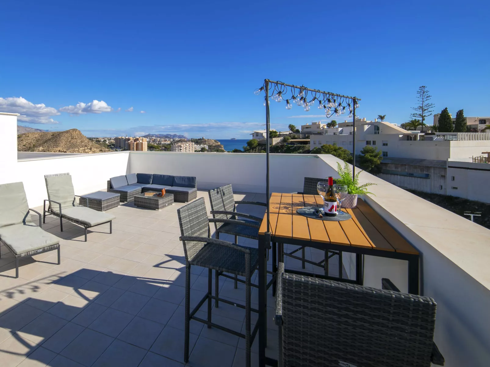 Bolnou Blue Sea-Binnen