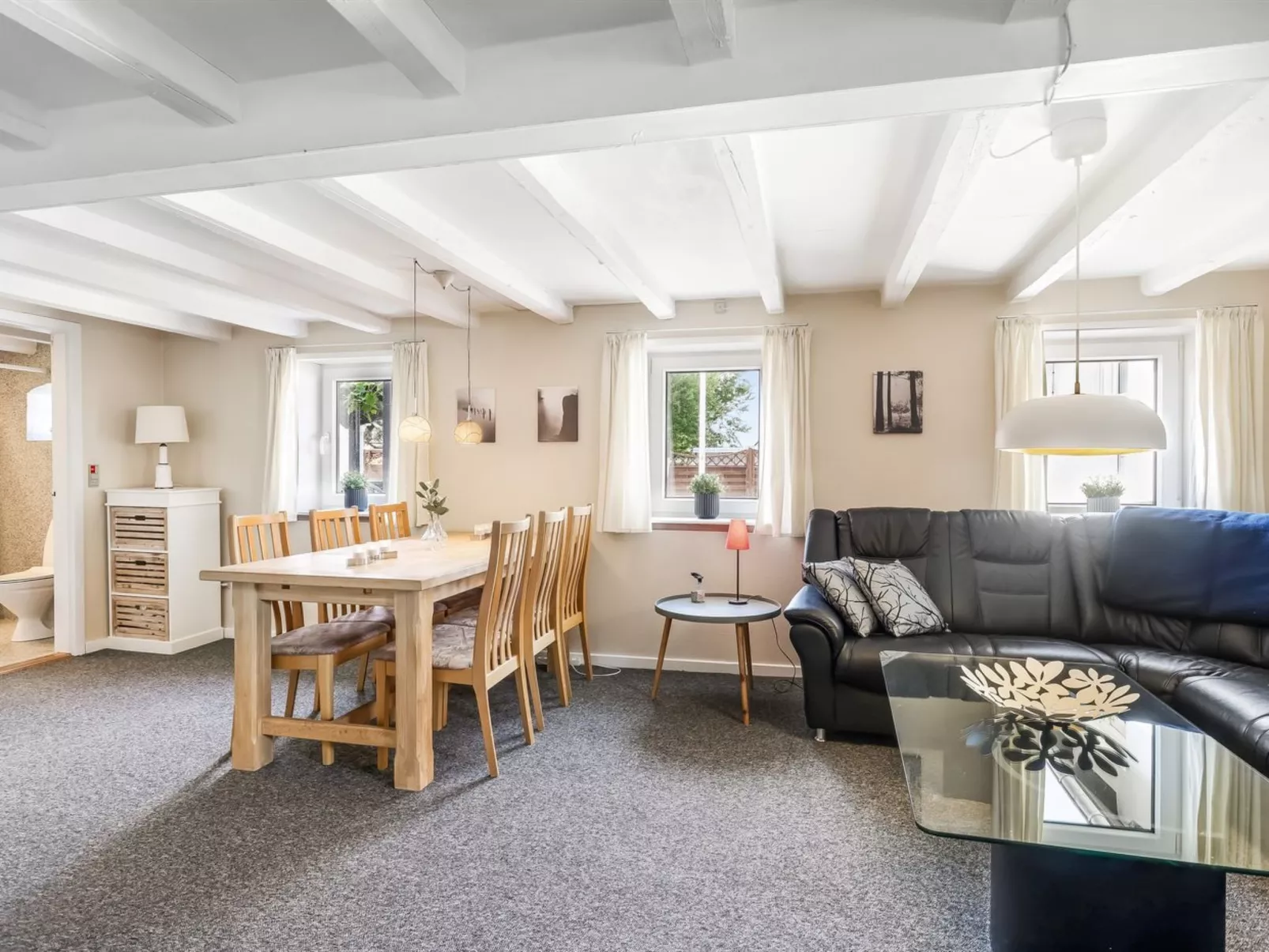 "Veronica" - 700m from the sea-Binnen