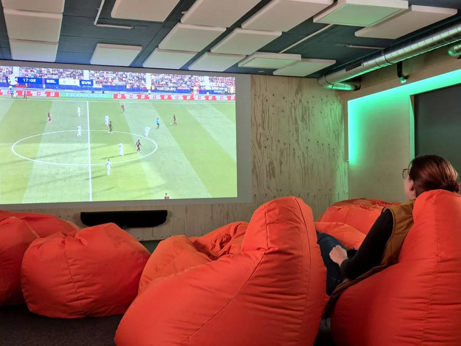 Montela Pavillon - Holiday Stay-Binnen