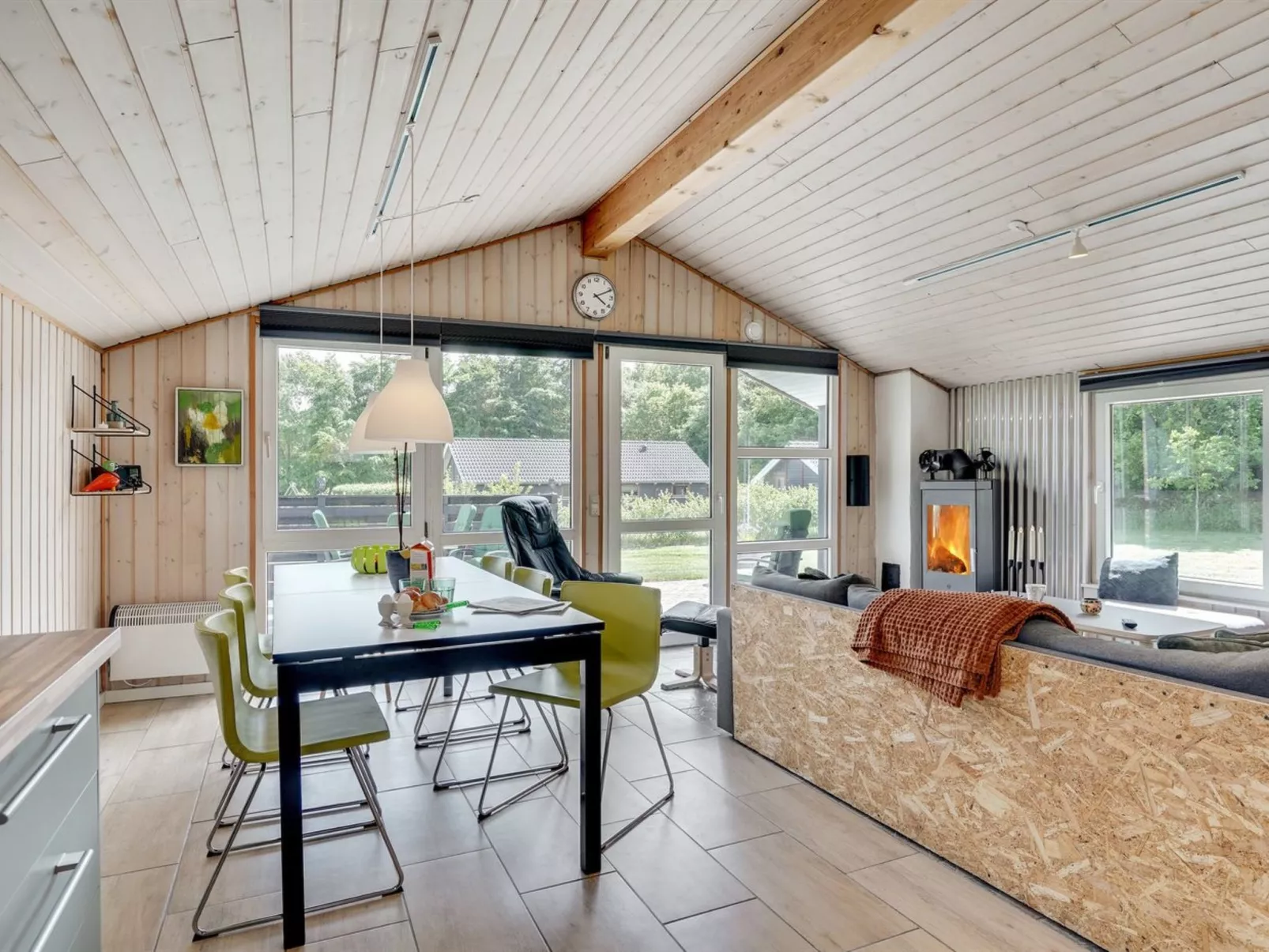 "Alois" - 31km from the sea-Binnen