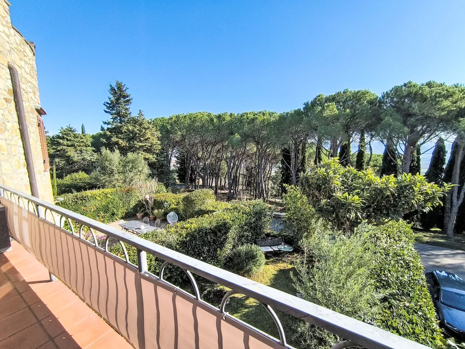 Steffi's House-Buiten