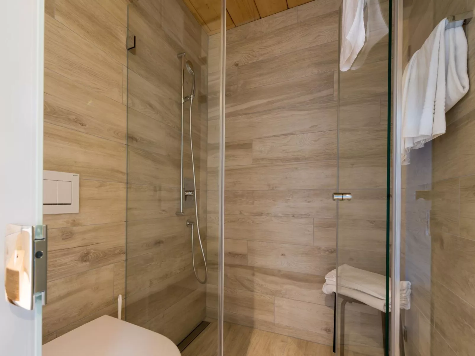 Montela Pavillon - Holiday Stay-Binnen