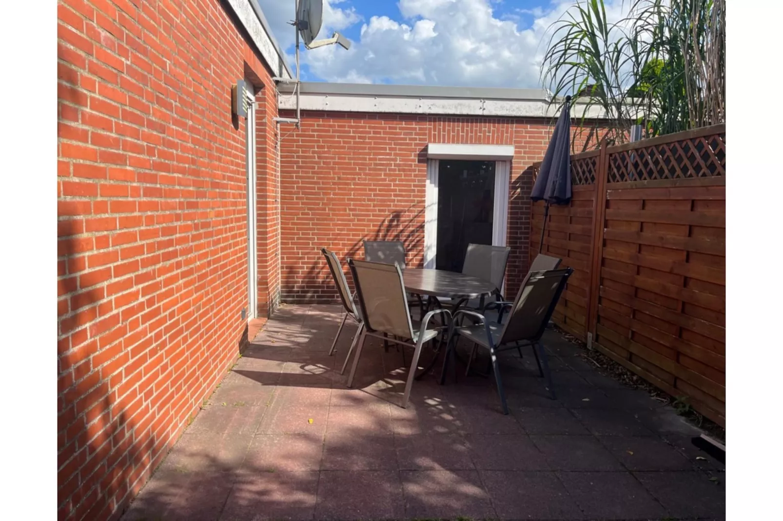 Ferienbungalow Arielle in Dornumersiel-Terrasbalkon