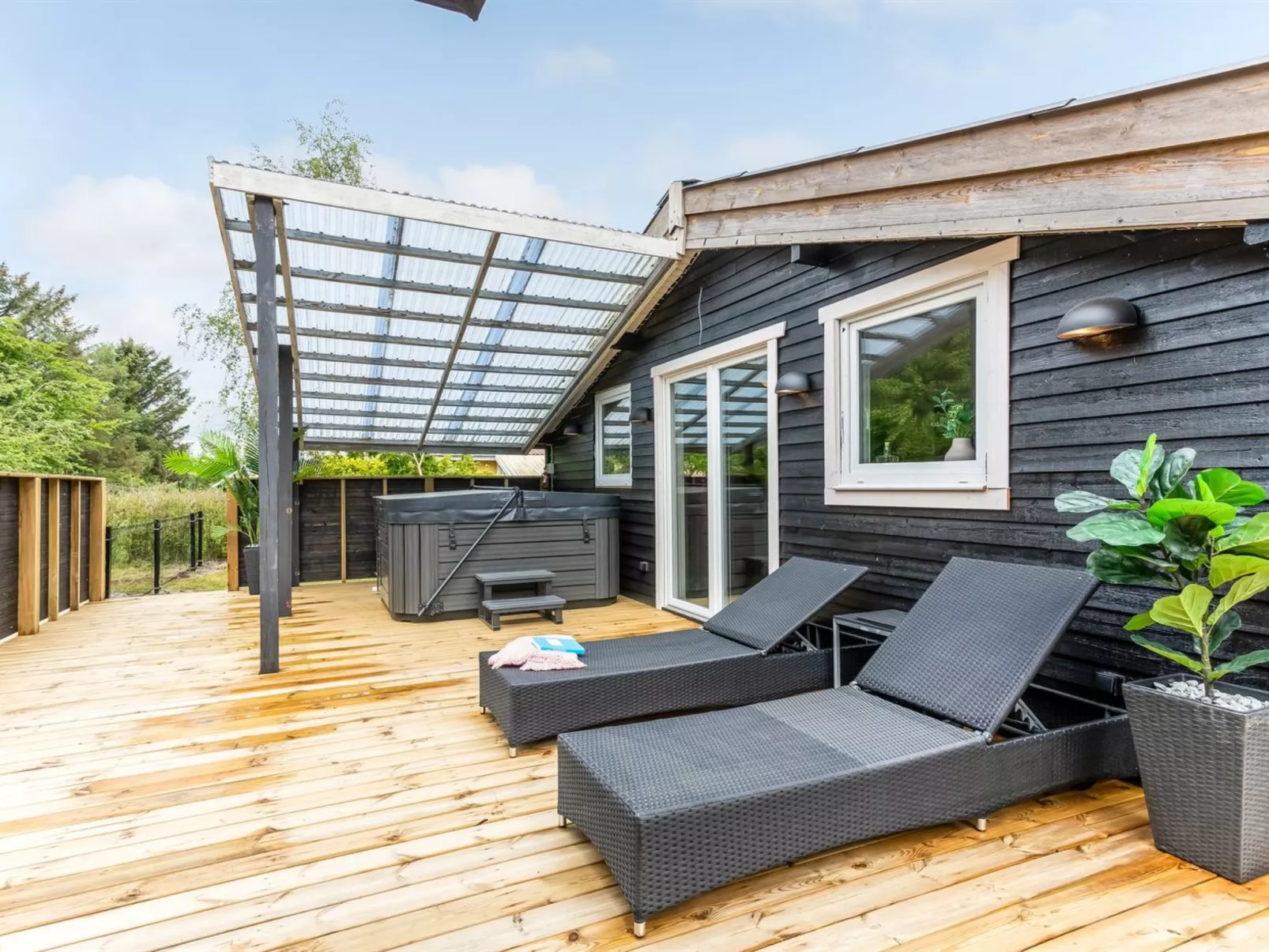 "Dorothea" -  from the sea-Buiten