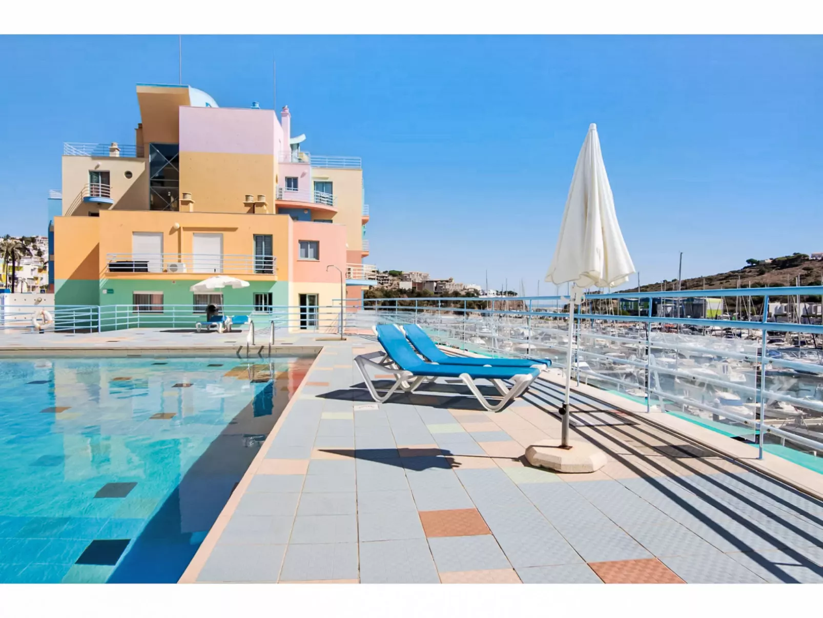 W Marina - Sunny Way