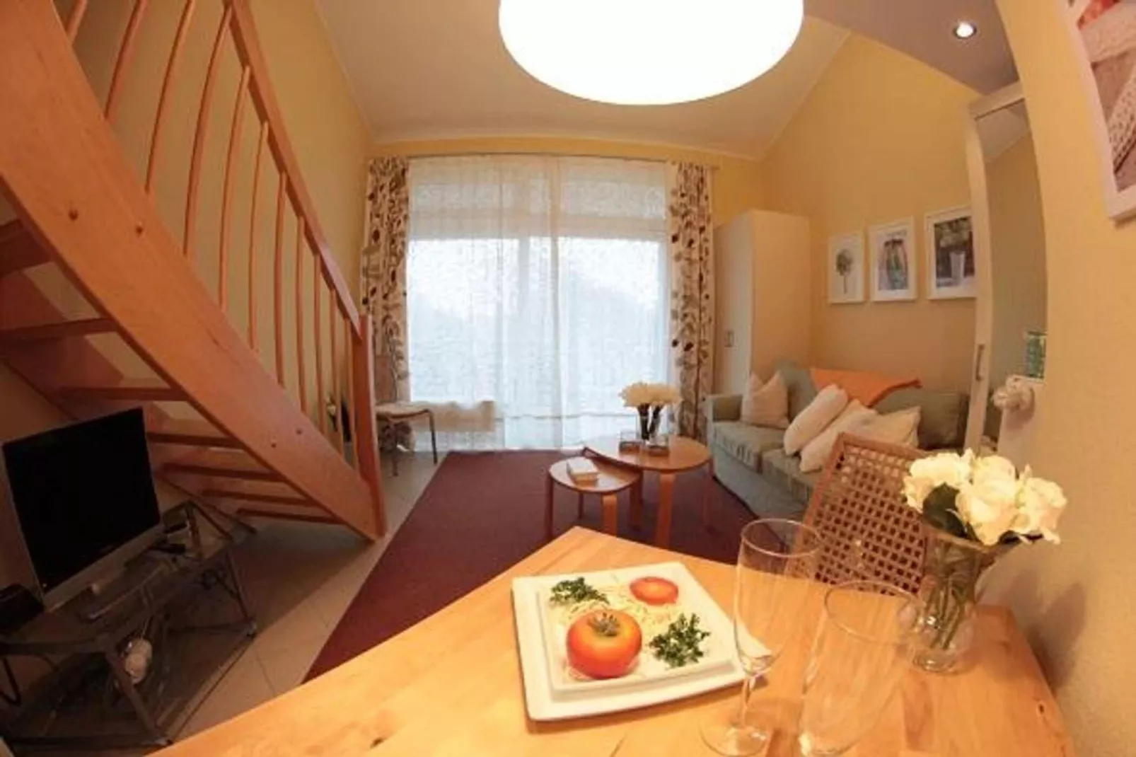 Schneeeule 202-Eetkamer