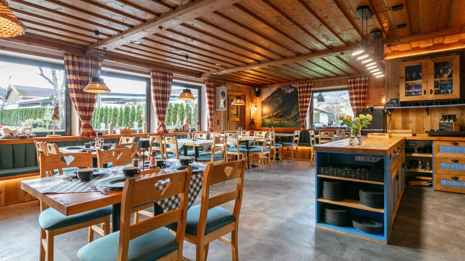 Bergzeit Hollersbach XL-Eetkamer