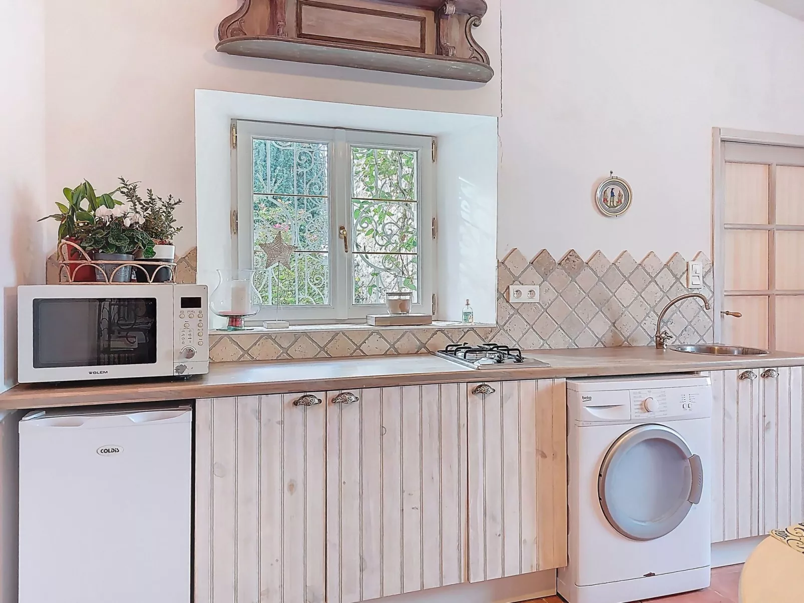 Le Four à Chaux-Binnen