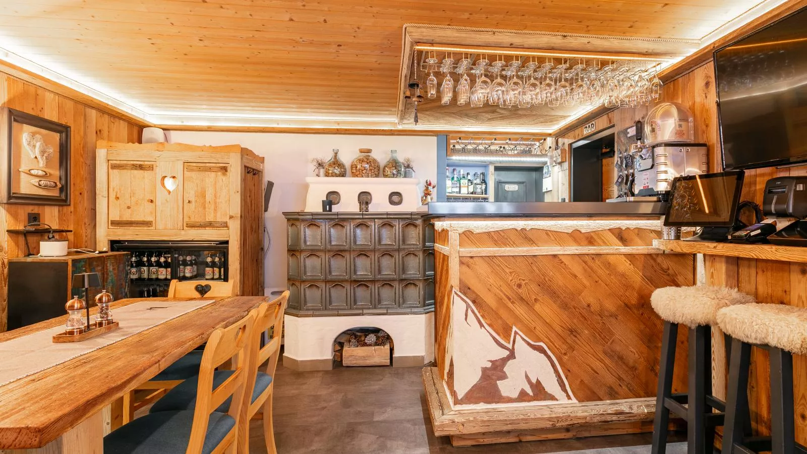 Bergzeit Hollersbach XL-Eetkamer