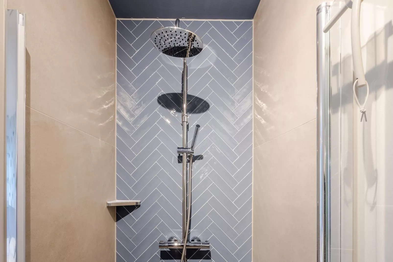 Résidence Wijngaerde 10-Badkamer