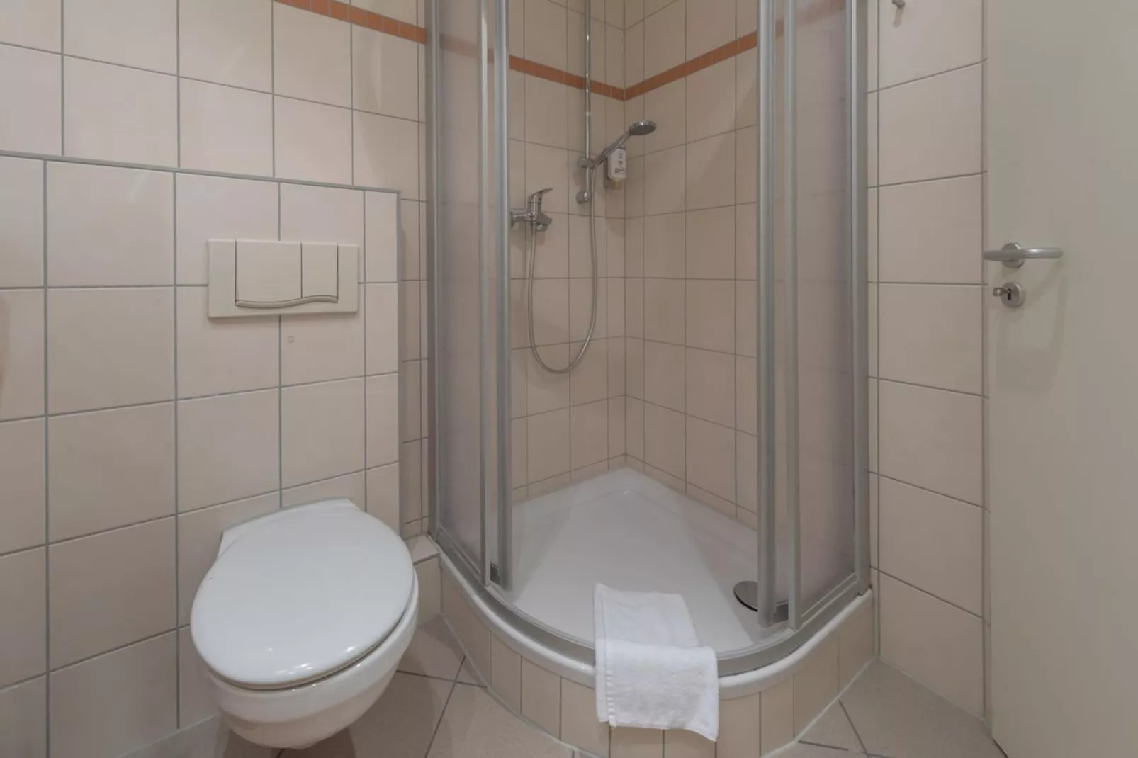 Schneeeule 222-Badkamer