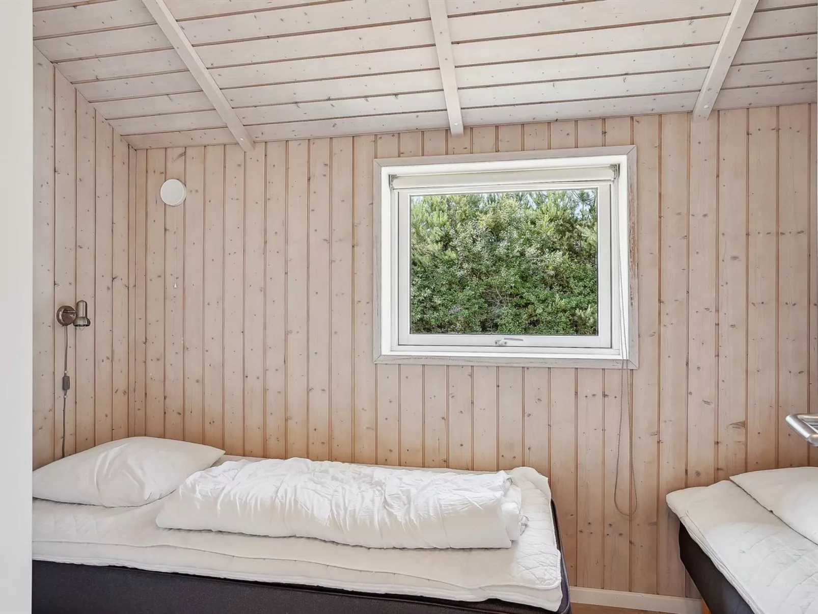 "Hialmar" - 300m from the sea-Binnen