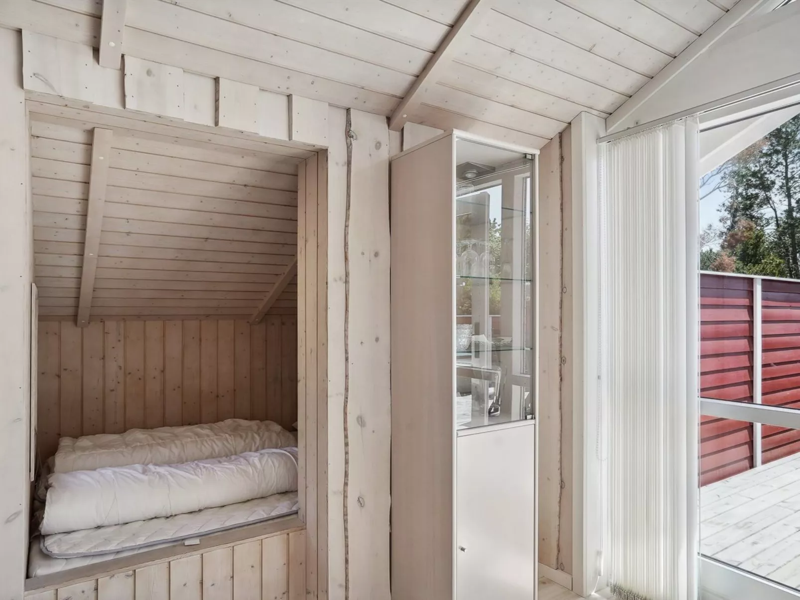 "Hialmar" - 300m from the sea-Binnen