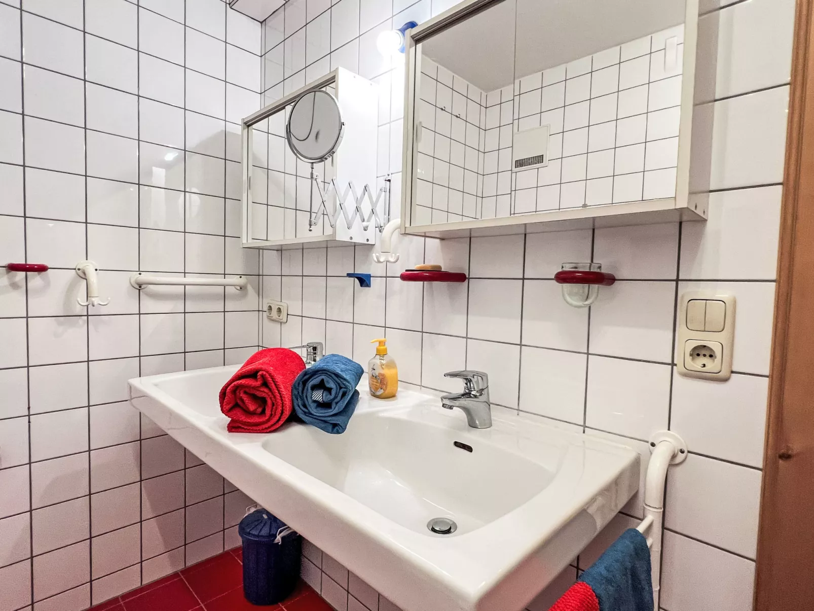 Blauer Elefant-Binnen