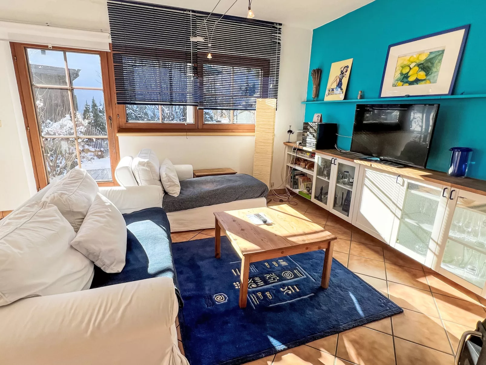 Blauer Elefant-Binnen