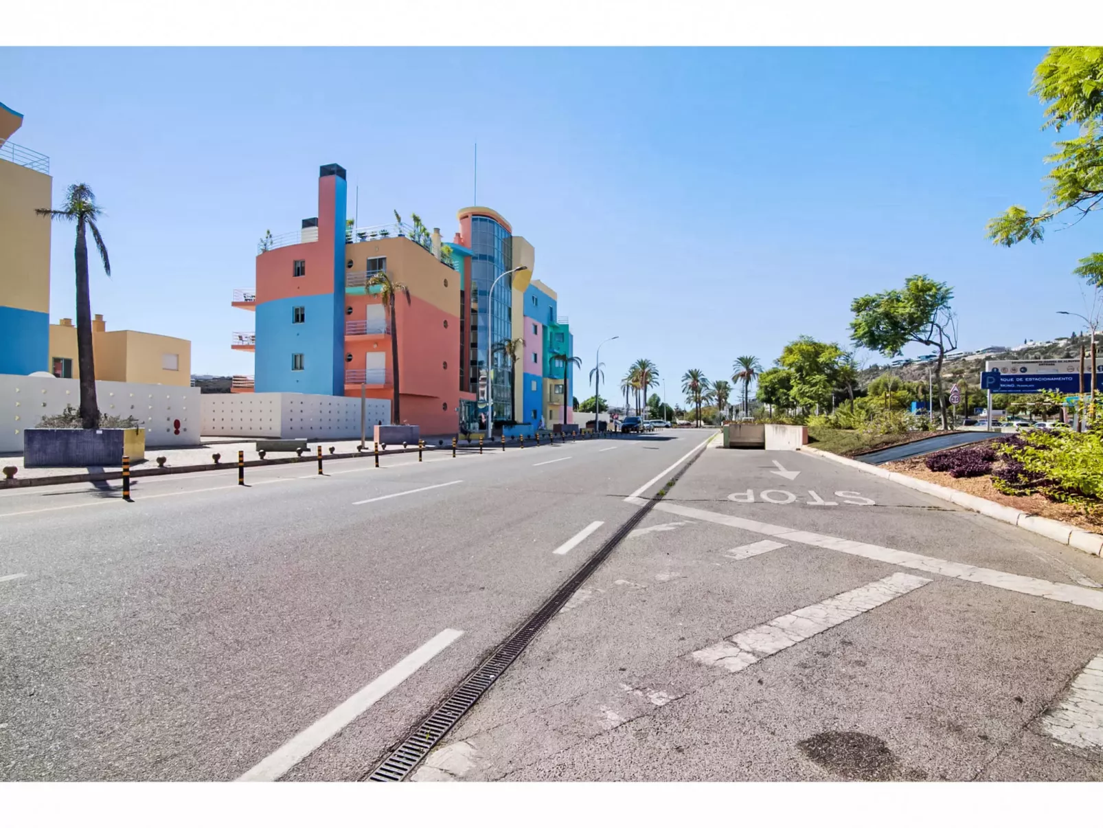 W Marina - Sunny Way-Buiten