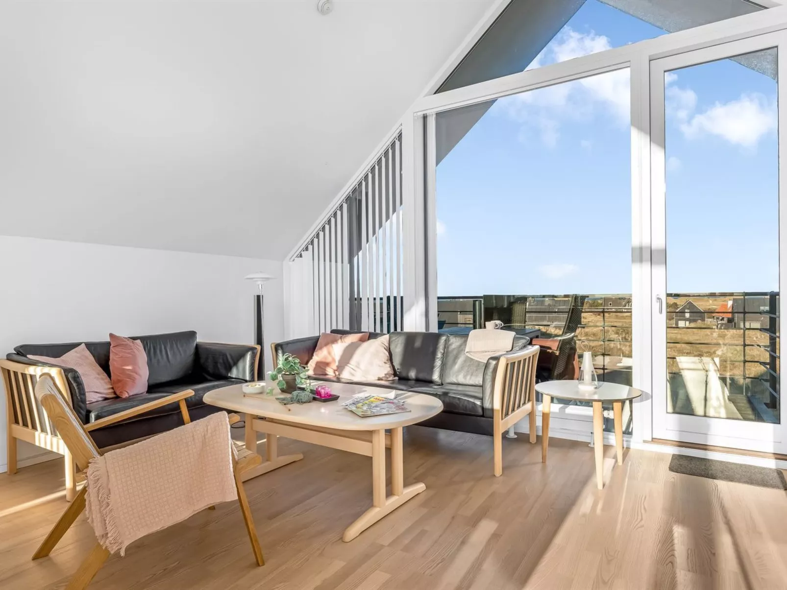 "Saxi" - 650m from the sea-Binnen