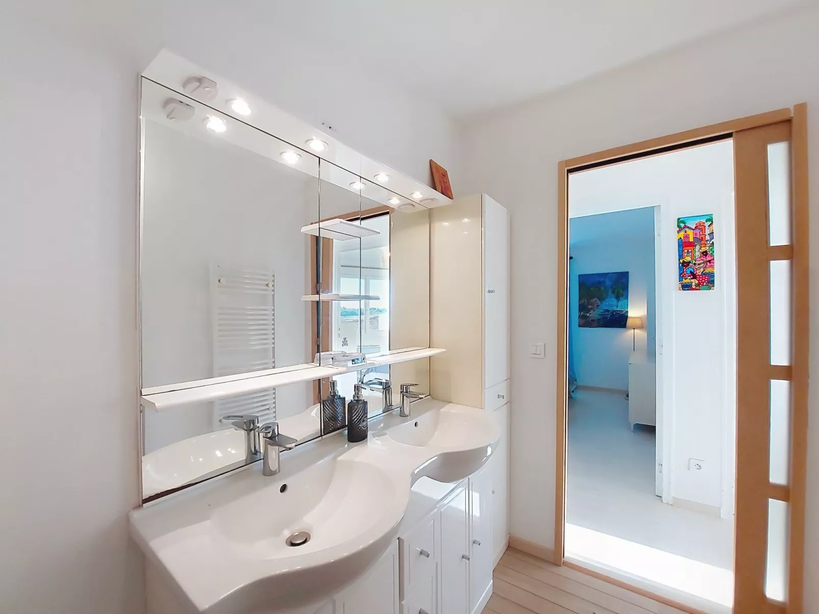 Les Roselières-Binnen