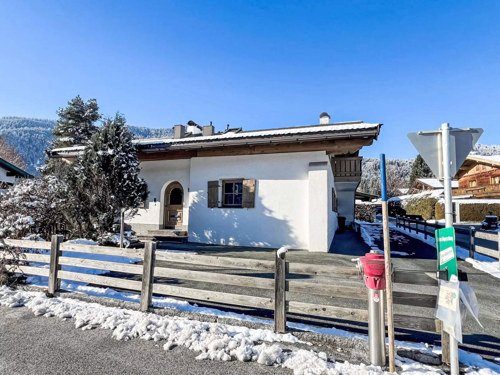 Blauer Elefant-Buiten