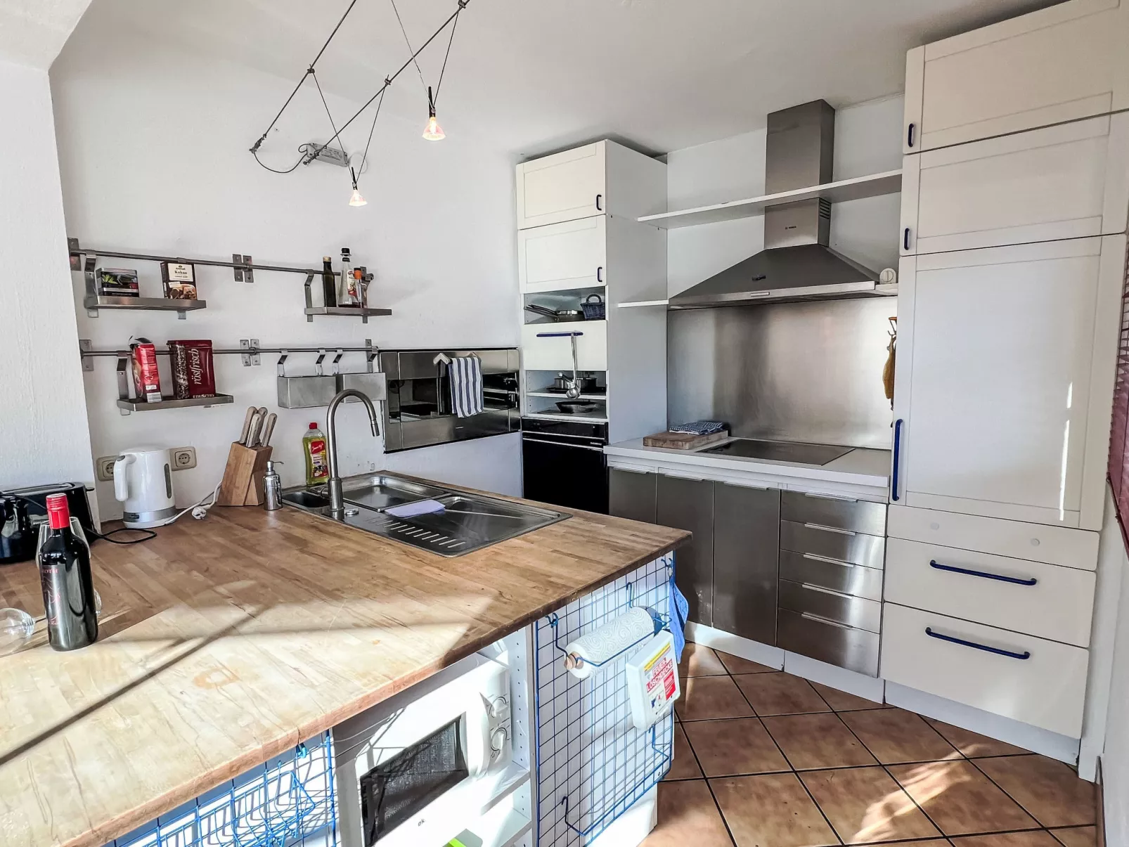 Blauer Elefant-Binnen