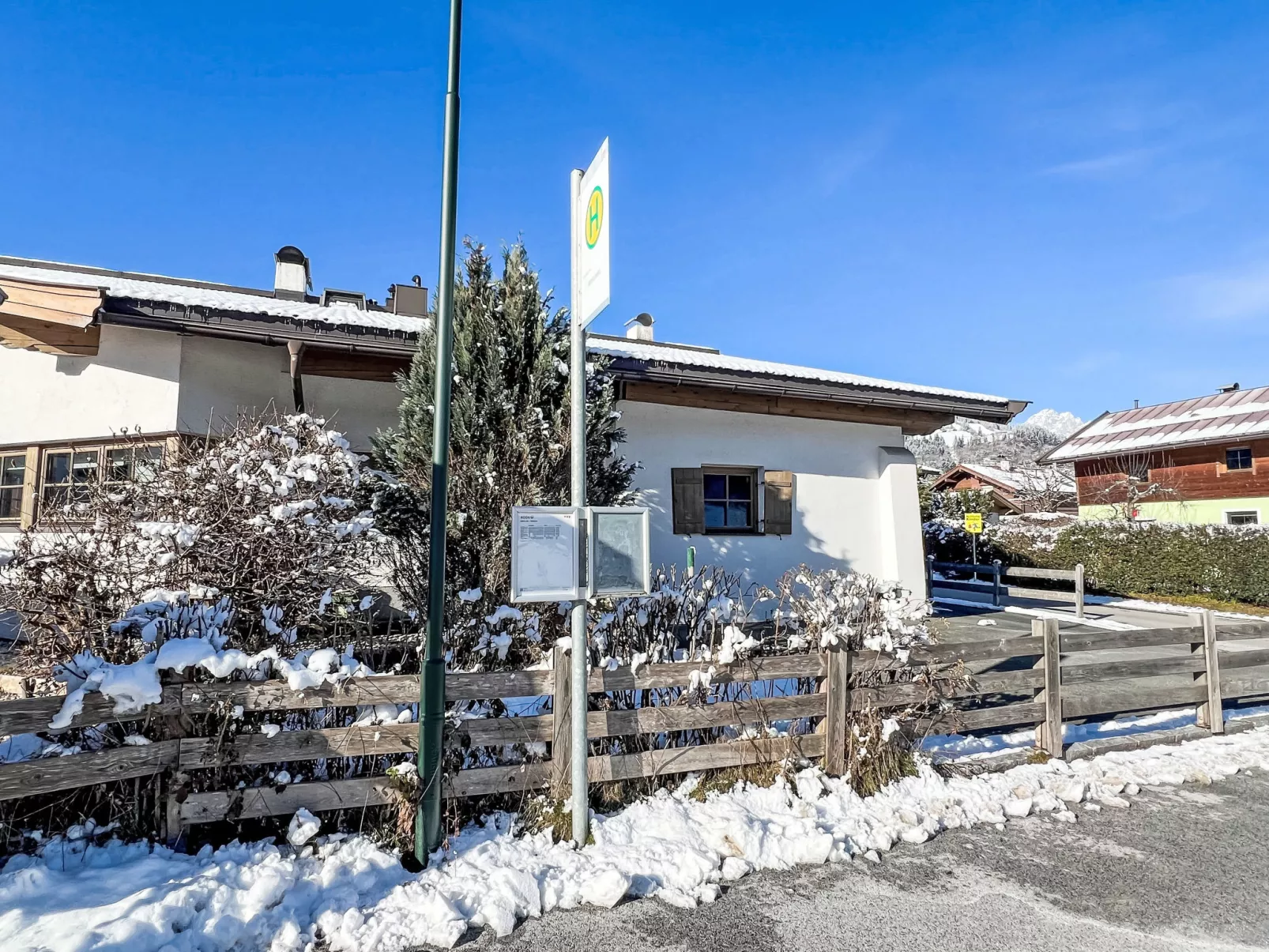 Blauer Elefant-Buiten