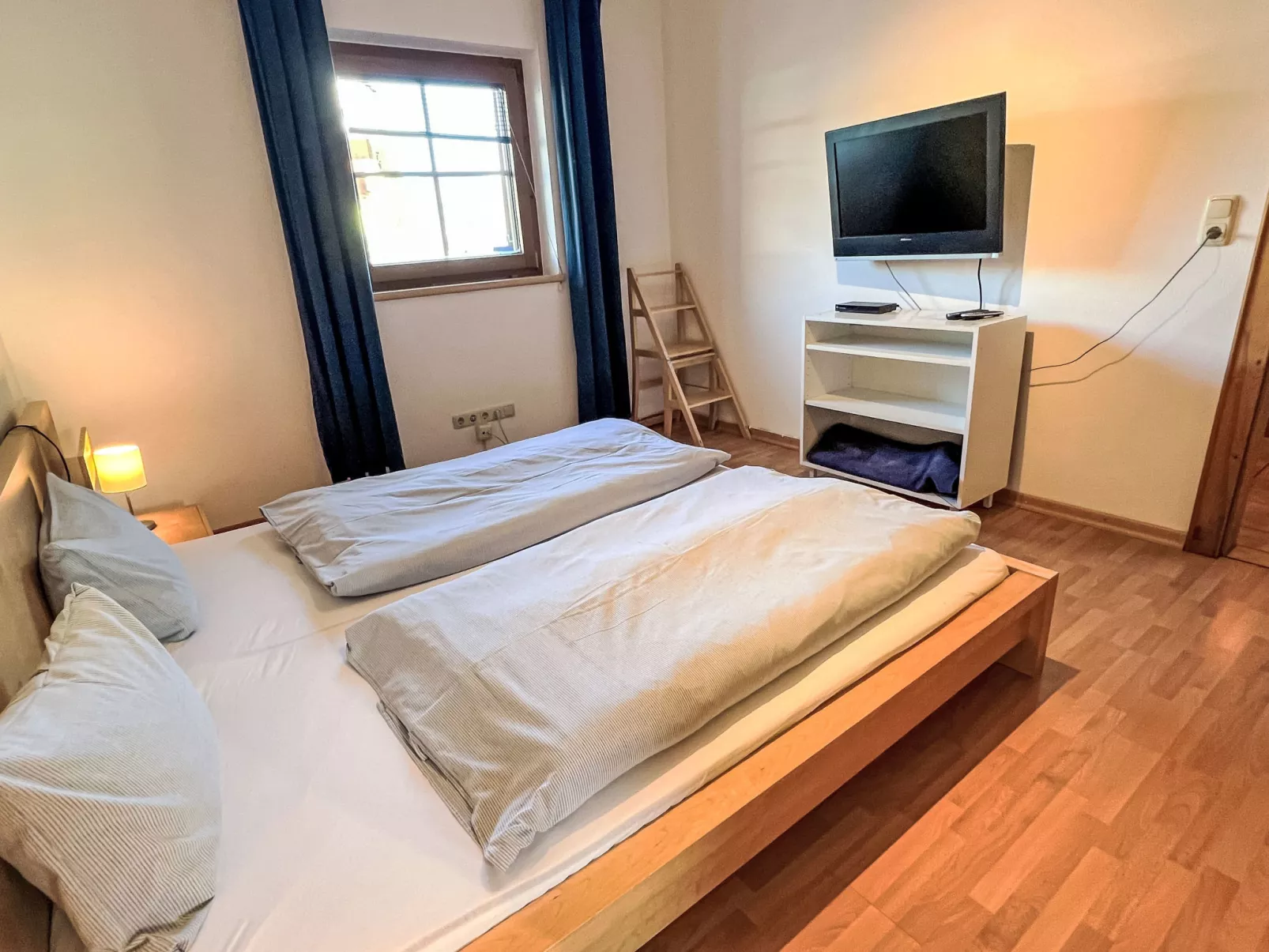 Blauer Elefant-Binnen