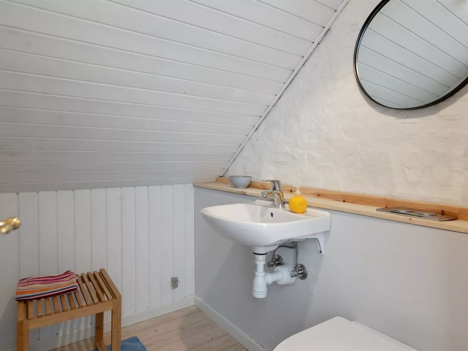 "Asgot" - 15m from the sea