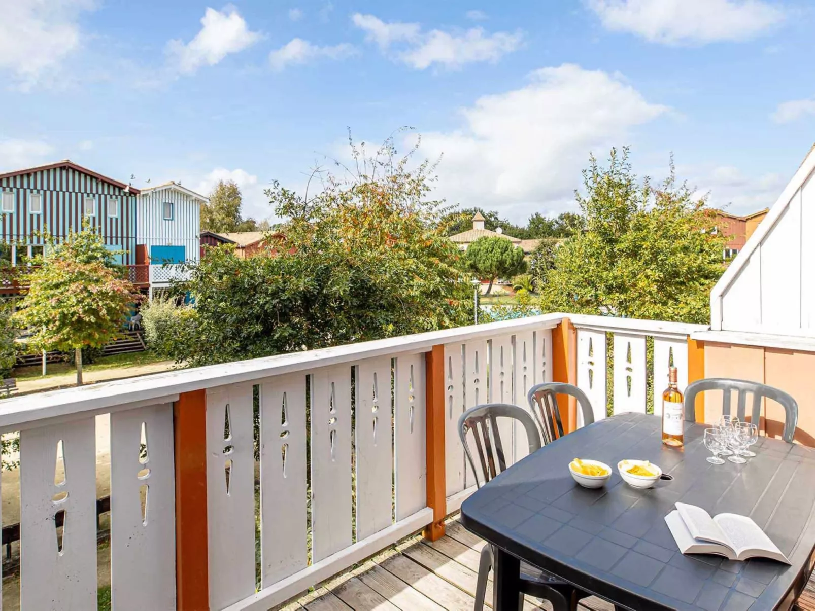 Les Rives Marines-Buiten