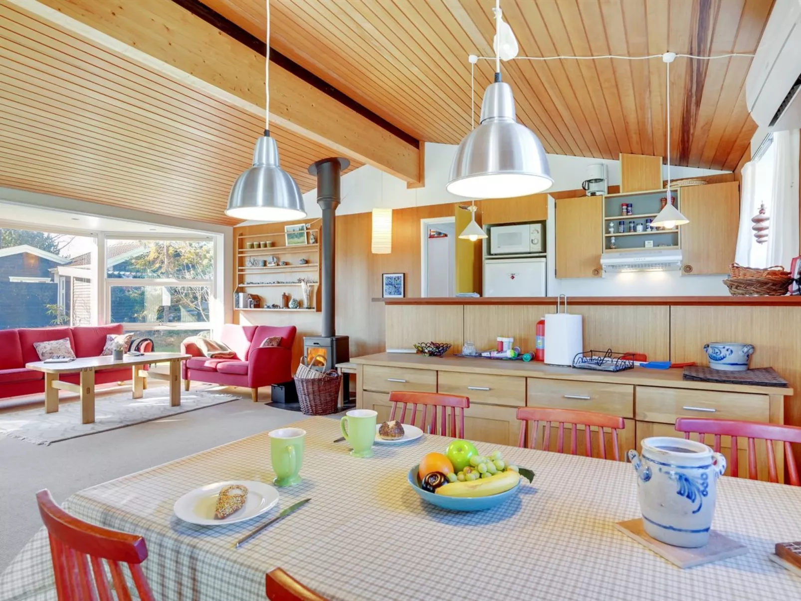 "Odstanus" - 575m from the sea-Binnen