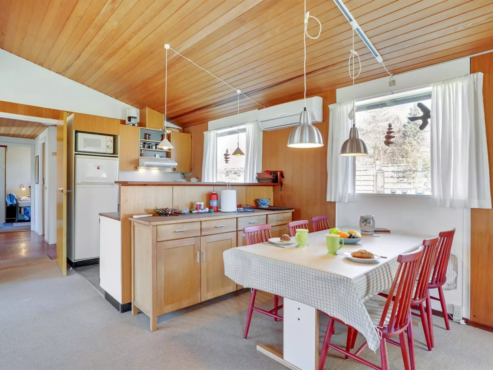 "Odstanus" - 575m from the sea-Binnen