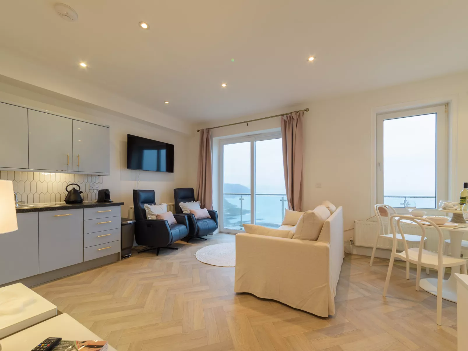 4 Ocean Heights-Binnen