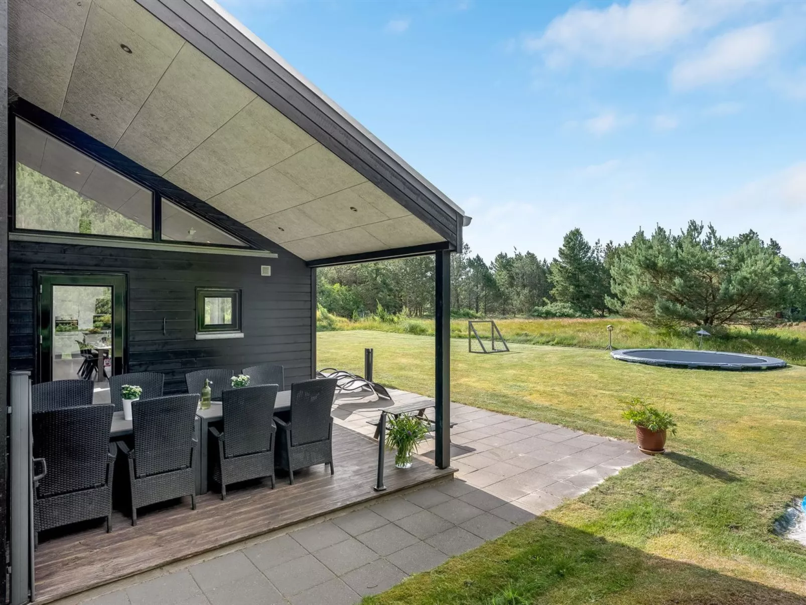 "Jonka" - 2km from the sea-Buiten