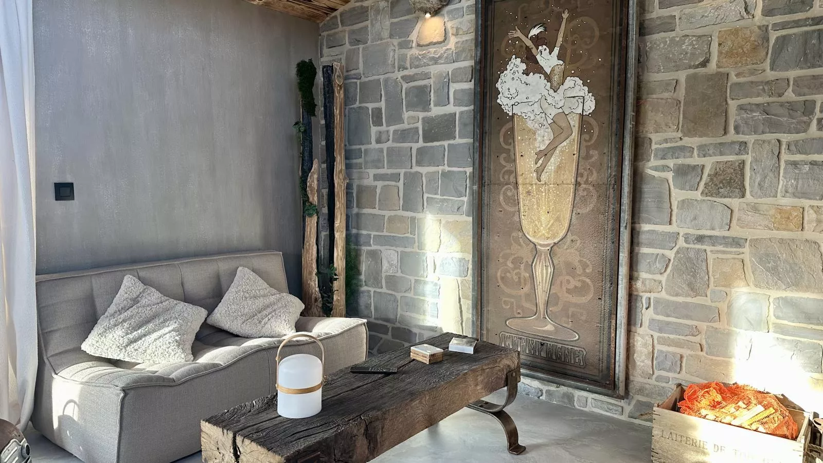 Chez Brigitte-Woonkamer