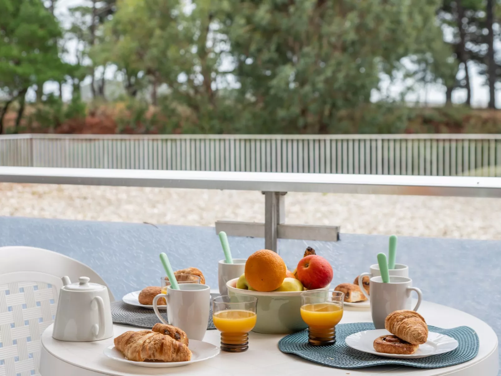 Men Er Bellec-Buiten