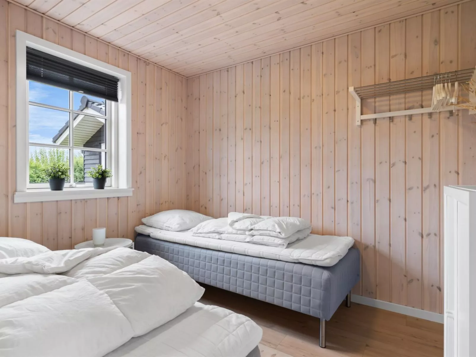 "Rixa" - 350m from the sea-Binnen