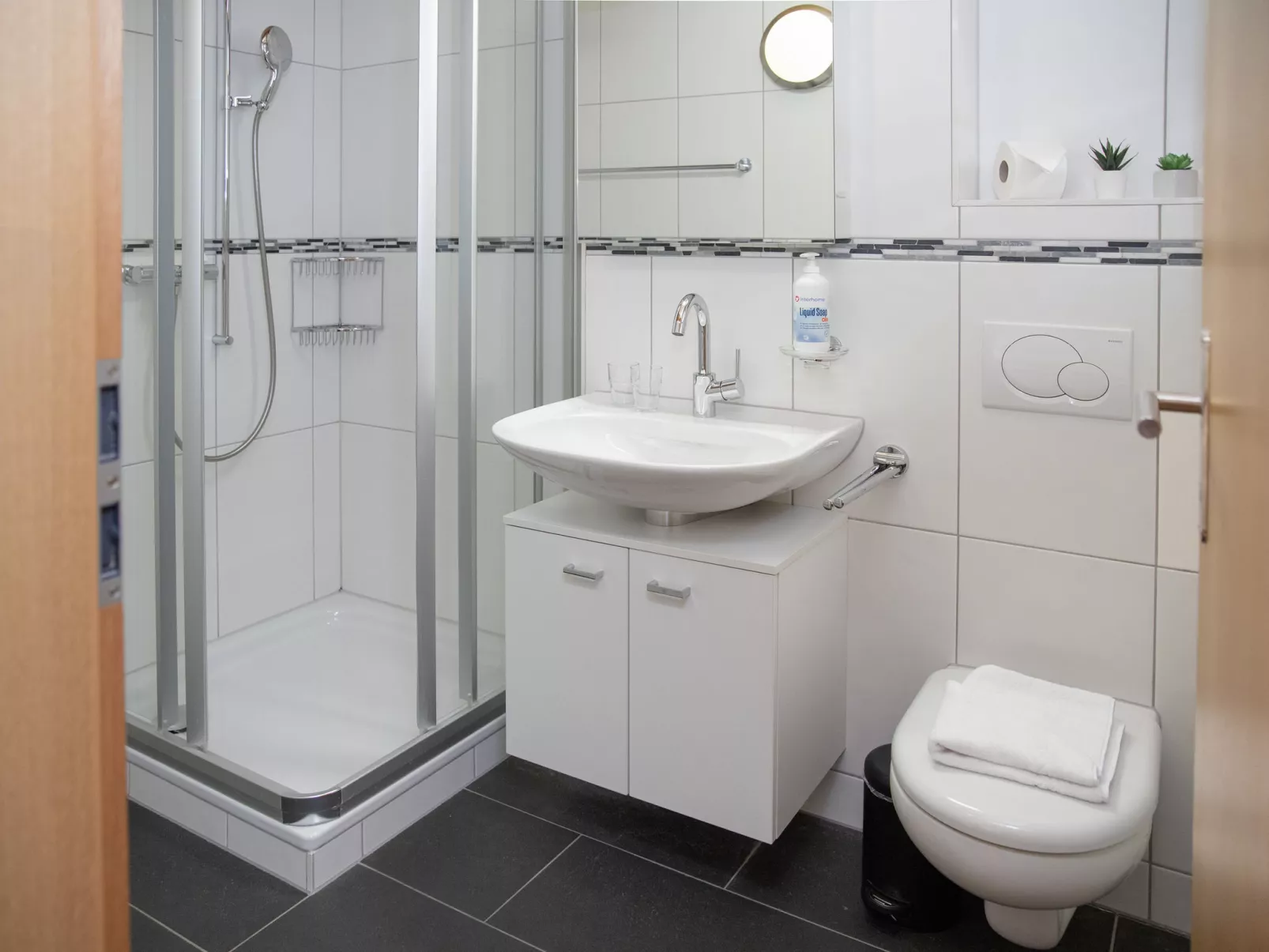 Racer's Retreat Apt.2-Binnen