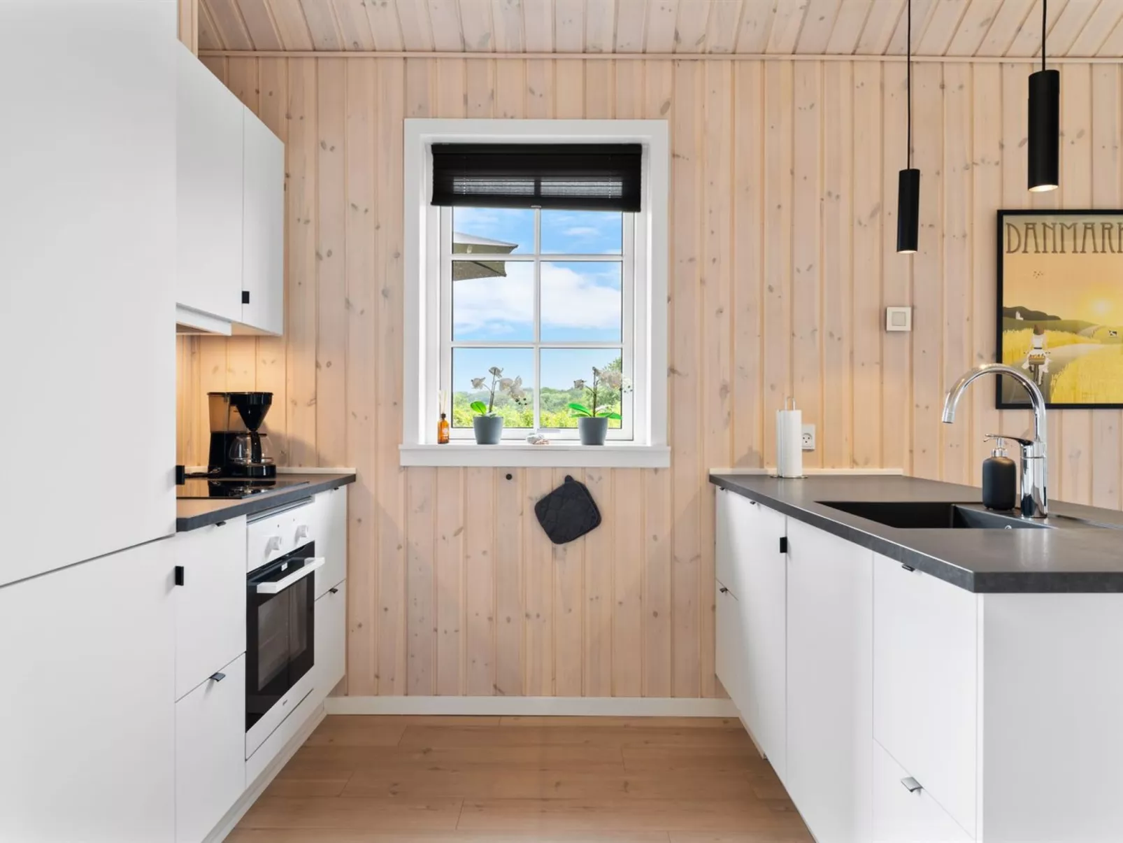 "Rixa" - 350m from the sea-Binnen