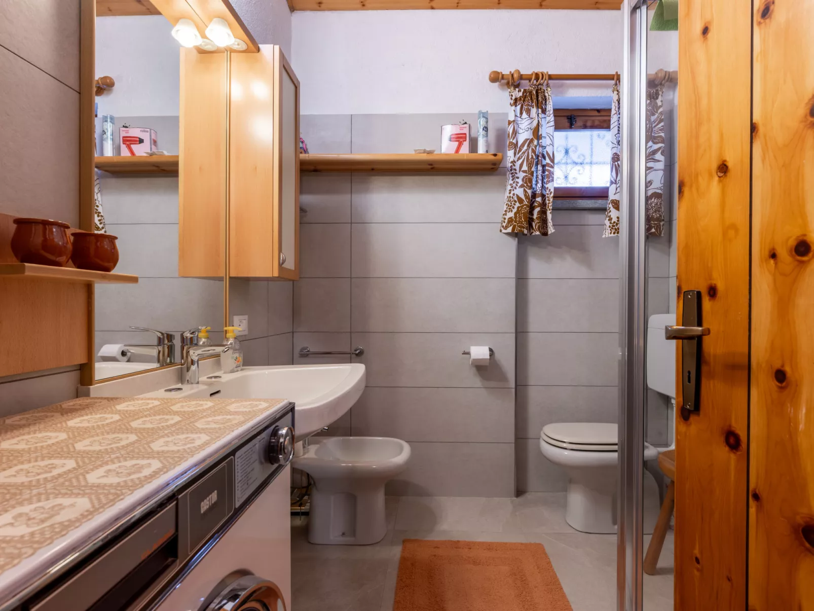 Gag Derby Apartment-Binnen