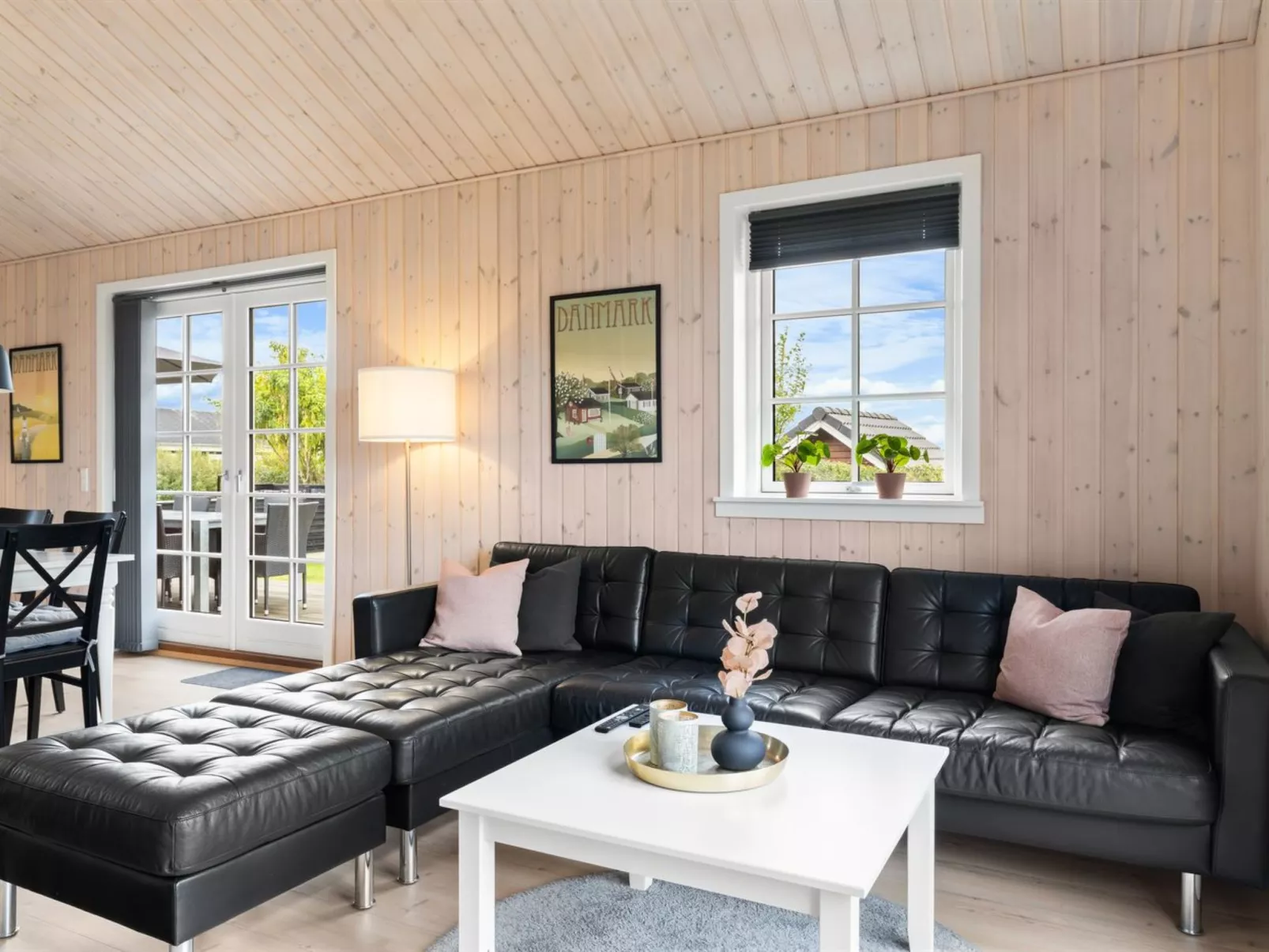 "Rixa" - 350m from the sea-Binnen