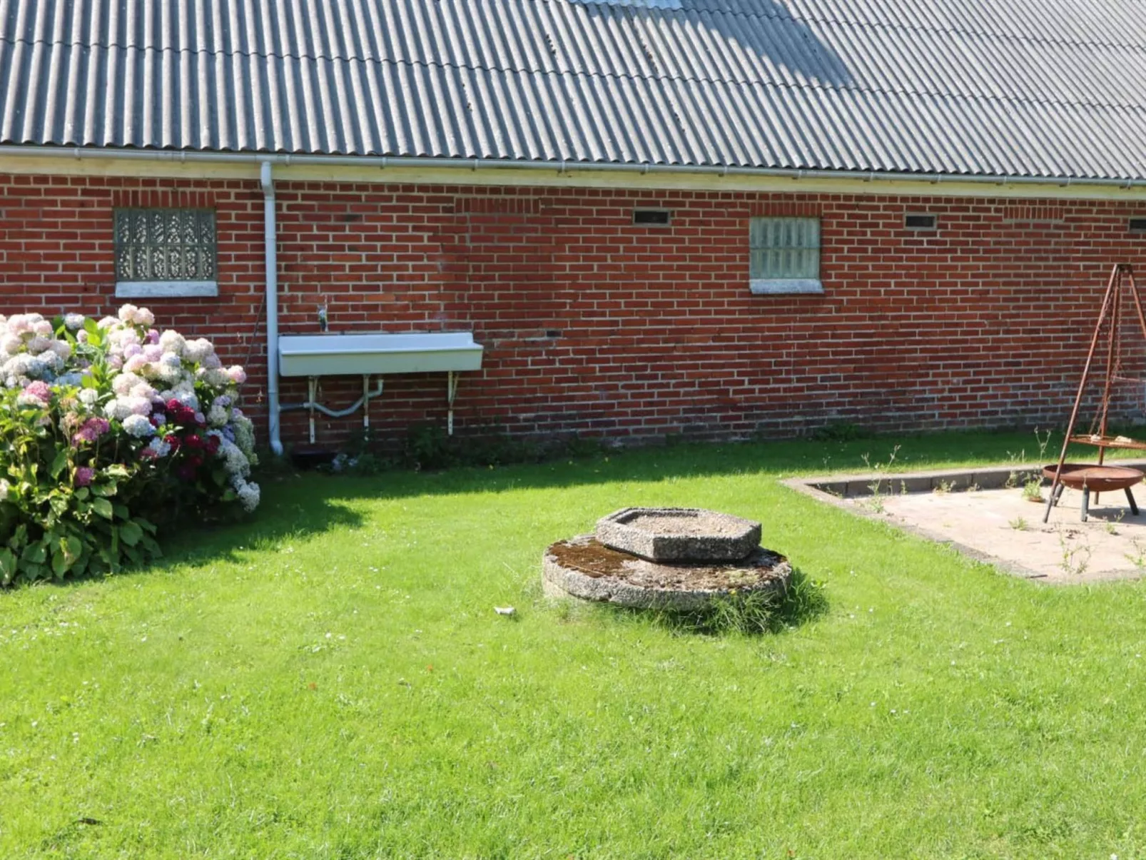 "Brigitte" - 1.3km to the fjord-Buiten